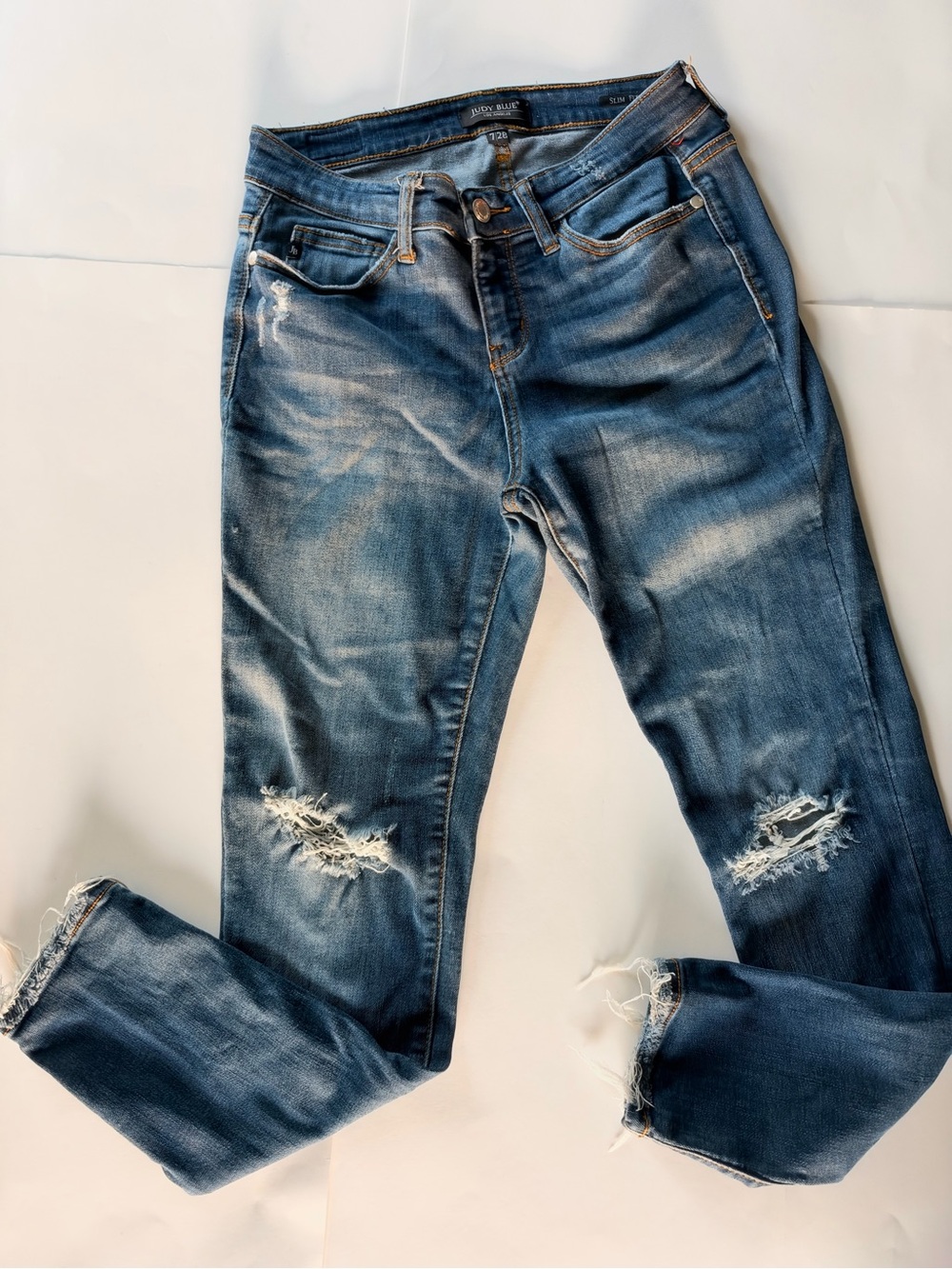 Judy Blue Jaydn Mid-Rise Cropped Skinny Distressed Jeans Size 7/28 JB82146DK